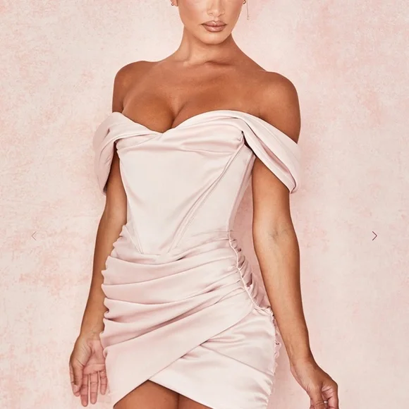 House of CB coraline blush satin corset dress - Picture 2 of 2